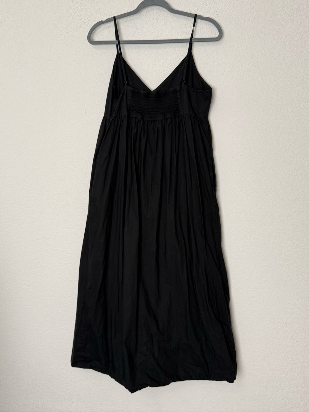 Quince Black Organic Cotton Maxi Dress M Spaghetti Strap V Neck Smocked Back